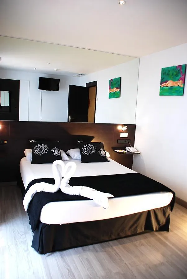Hotel Casita Amarilla Barcelona Love hotel