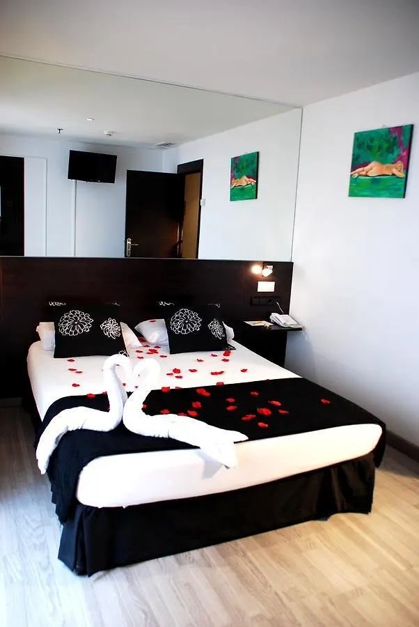 Love hotel Hotel Casita Amarilla Barcelona